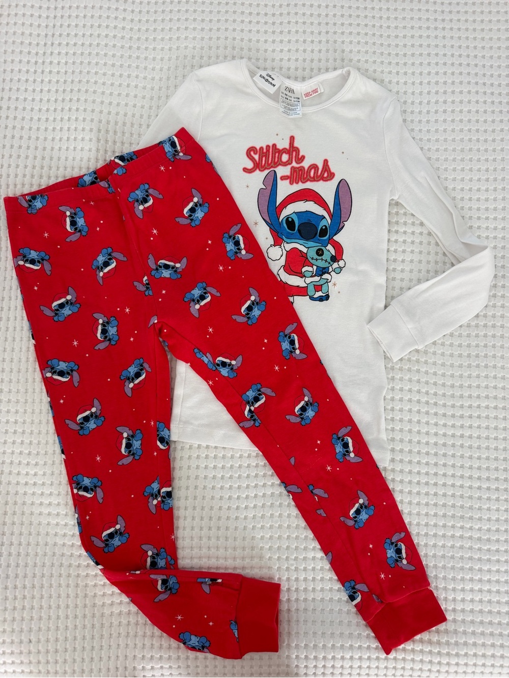 Disney Stitch-Print Kids Christmas Pajama Set - Red & White